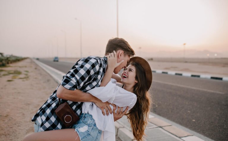 Creating and Building a Healthy Relationship: Advice and What to Look For