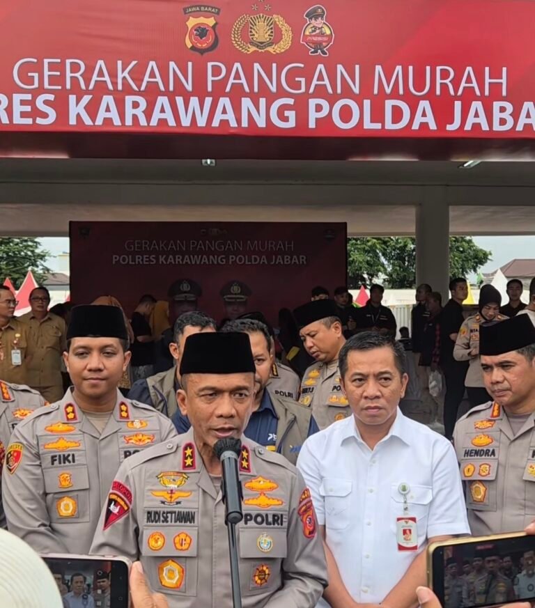 Kapolda Jabar Tinjau Gerakan Pangan Murah di Karawang, Pastikan Stabilitas Harga dan Ketersediaan Pasokan Jelang Ramadan 1447 H