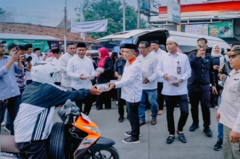 Peringatan Nuzulul Qur’an di Karawang Timur Tutup Rangkaian Safari Ramadan Pemkab Karawang 2026   