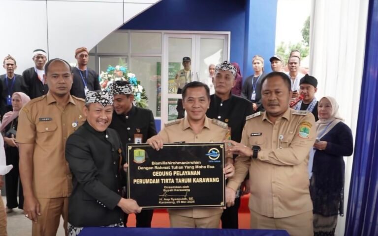 Bupati Aep Hadiri HUT ke-39 Perumdam Tirta Tarum, Apresiasi Pelayanan dan Kontribusi Dividen