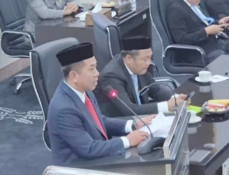 Rapat Paripurna DPRD Bahas Tiga Raperda Strategis, Bupati Aep Dorong Penguatan SDM dan Pembangunan Berkelanjutan   