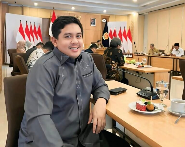 Alumni Universitas Trisakti Soroti Pentingnya Kritik Mahasiswa yang Elegan, Berbasis Data, dan Solutif   